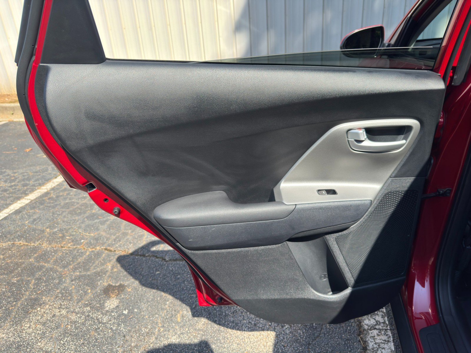 Used 2019 Kia Niro LX FWD image 35