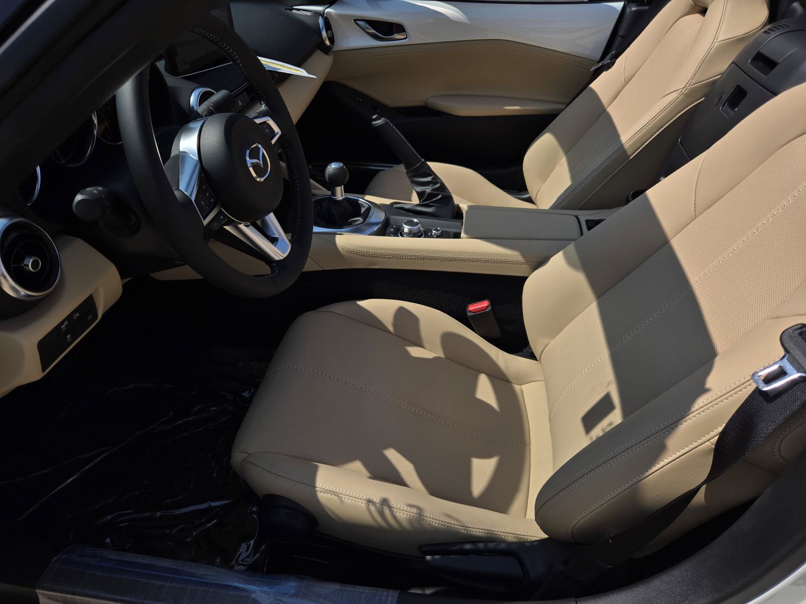 New 2026 MAZDA MX-5 Miata Grand Touring RWD image 17