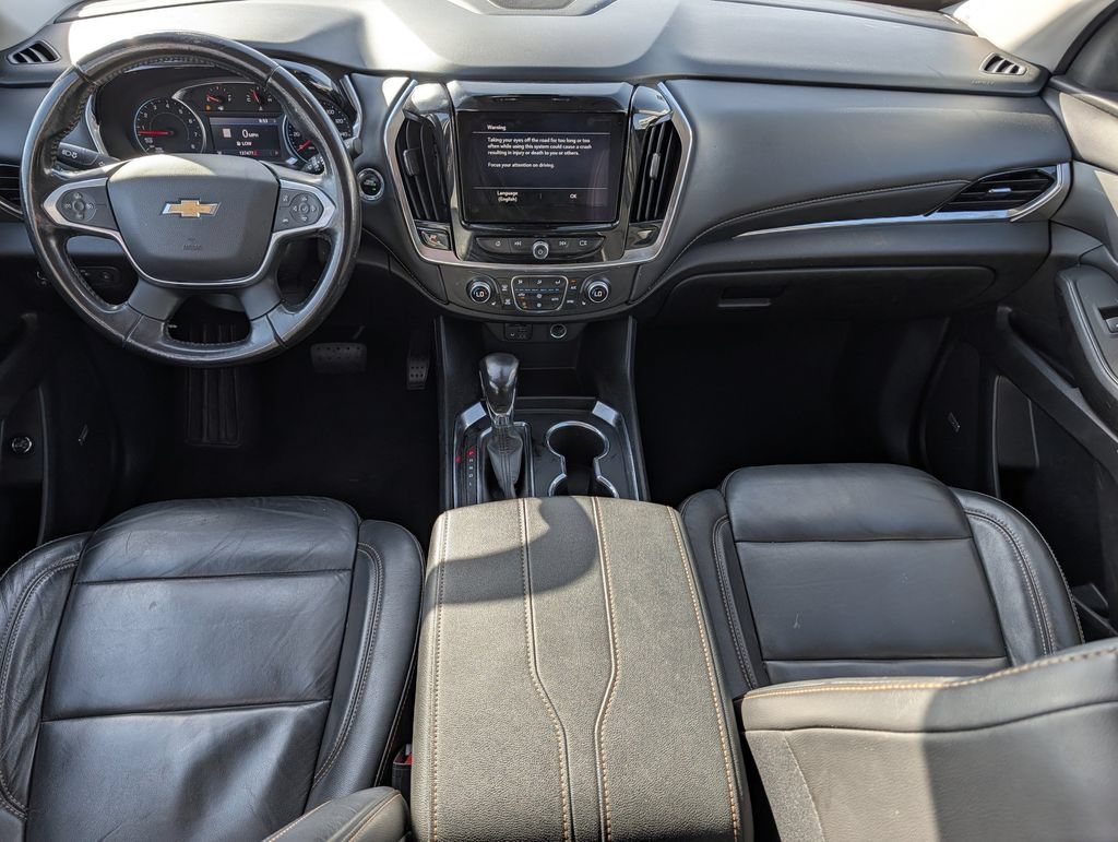 Used 2021 Chevrolet Traverse LT w/ LT Premium Package FWD image 11