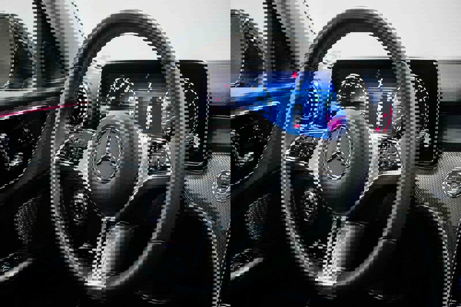 Used 2025 Mercedes-Benz C 300 Sedan image 15