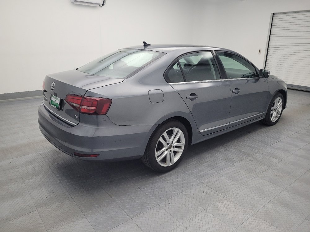 Used 2017 Volkswagen Jetta SEL FWD image 10