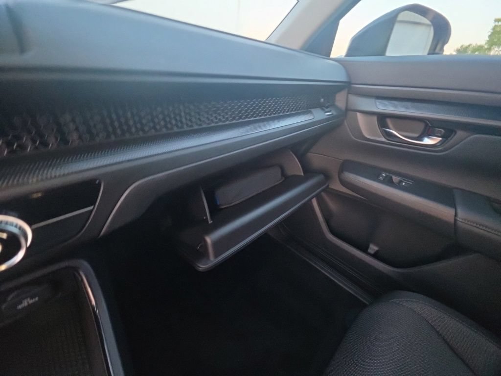Certified 2025 Honda CR-V LX image 22