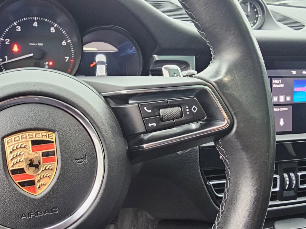 Used 2023 Porsche Macan w/ Premium Package Plus image 31