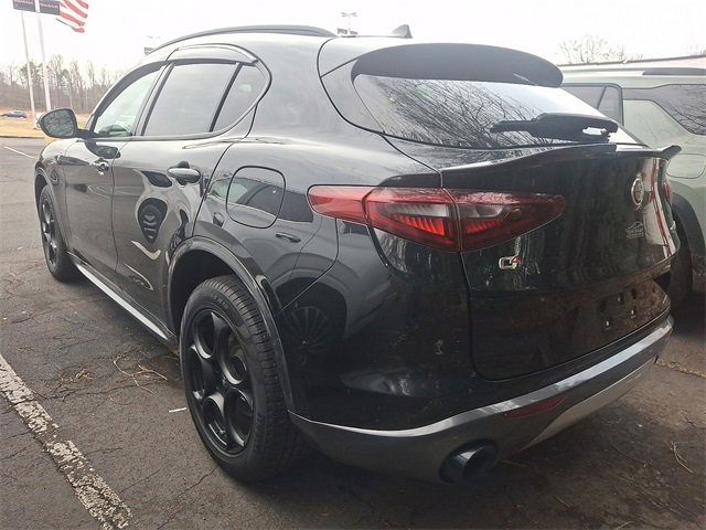 Used 2022 Alfa Romeo Stelvio Ti image 10