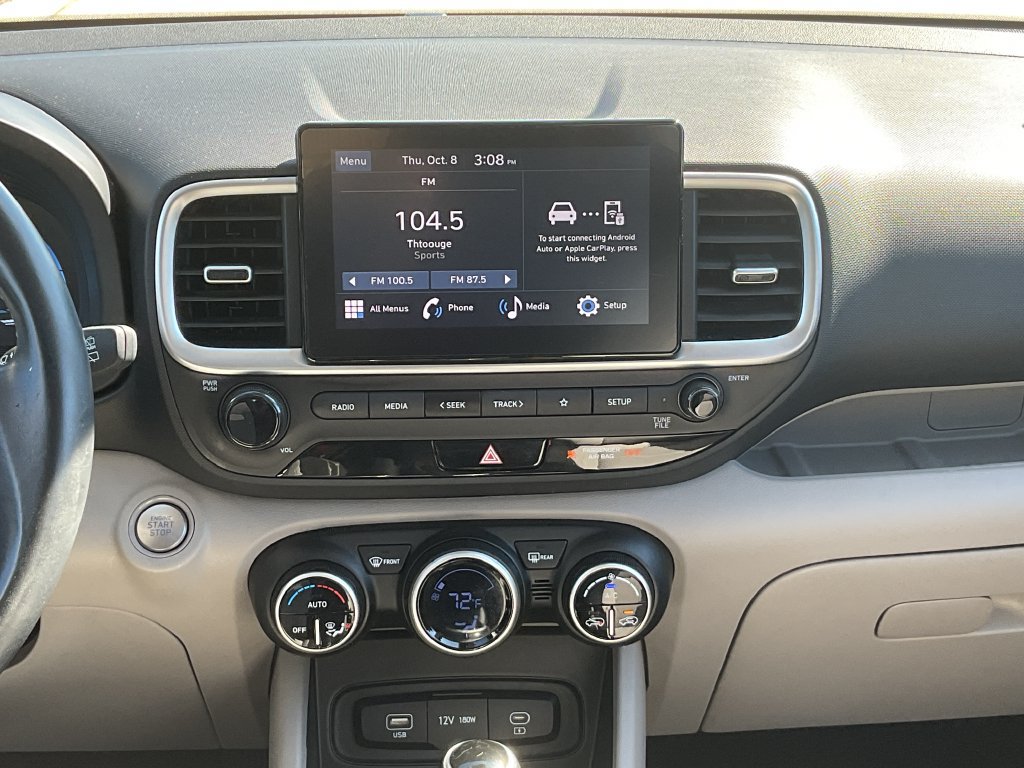 Used 2025 Hyundai Venue SEL FWD image 25