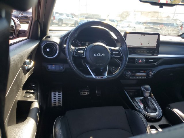 Used 2022 Kia Forte GT-Line w/ GT-Line Premium Package FWD image 11