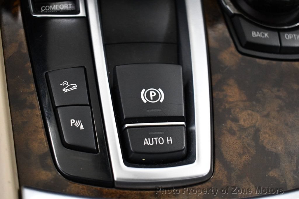 Used 2013 BMW 750Li xDrive AWD/4WD image 46