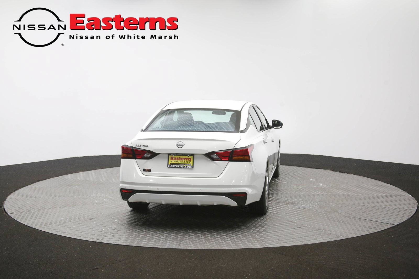 Used 2024 Nissan Altima 2.5 S FWD image 36