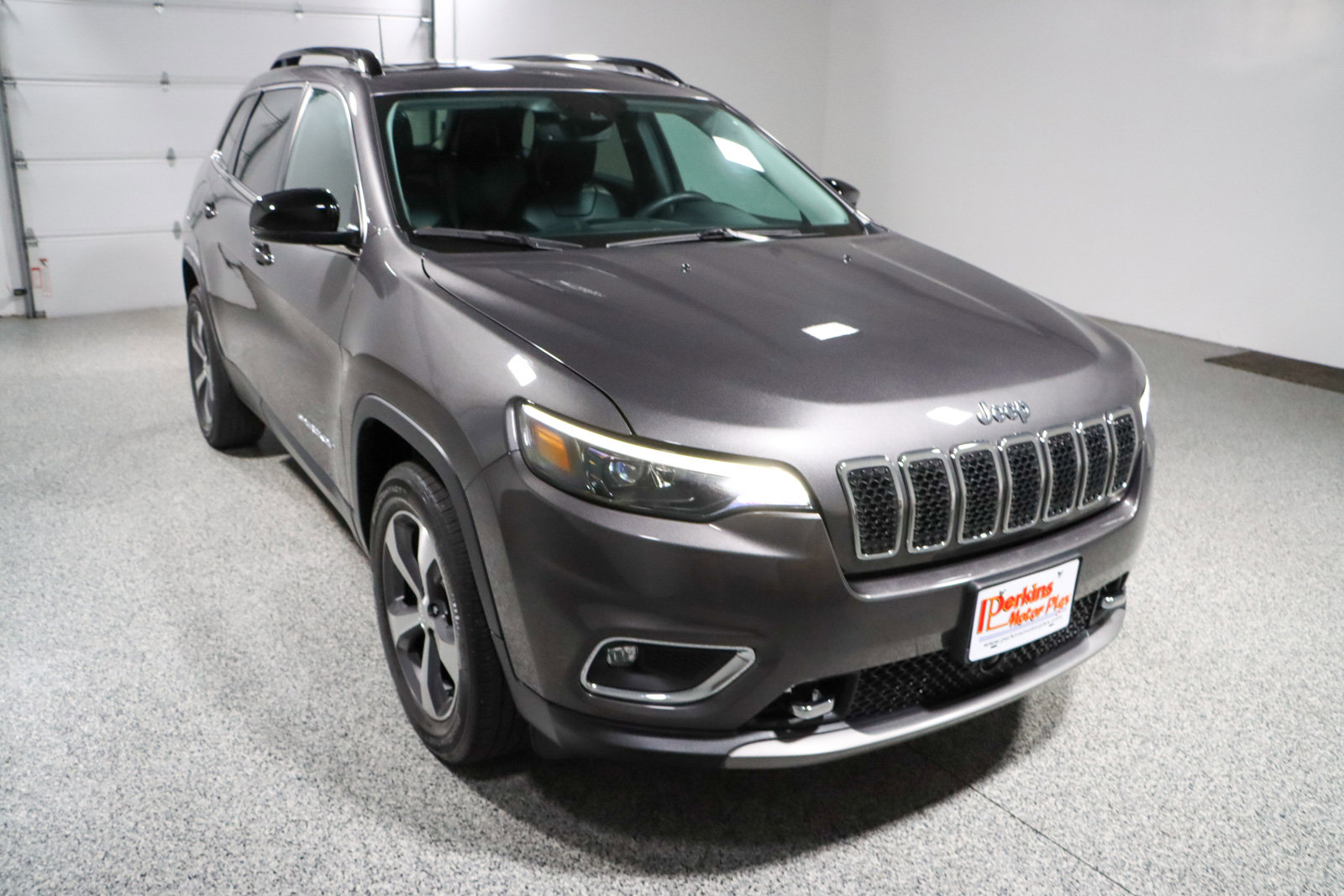 Used 2022 Jeep Cherokee Limited w/ Sun & Sound Group image 5