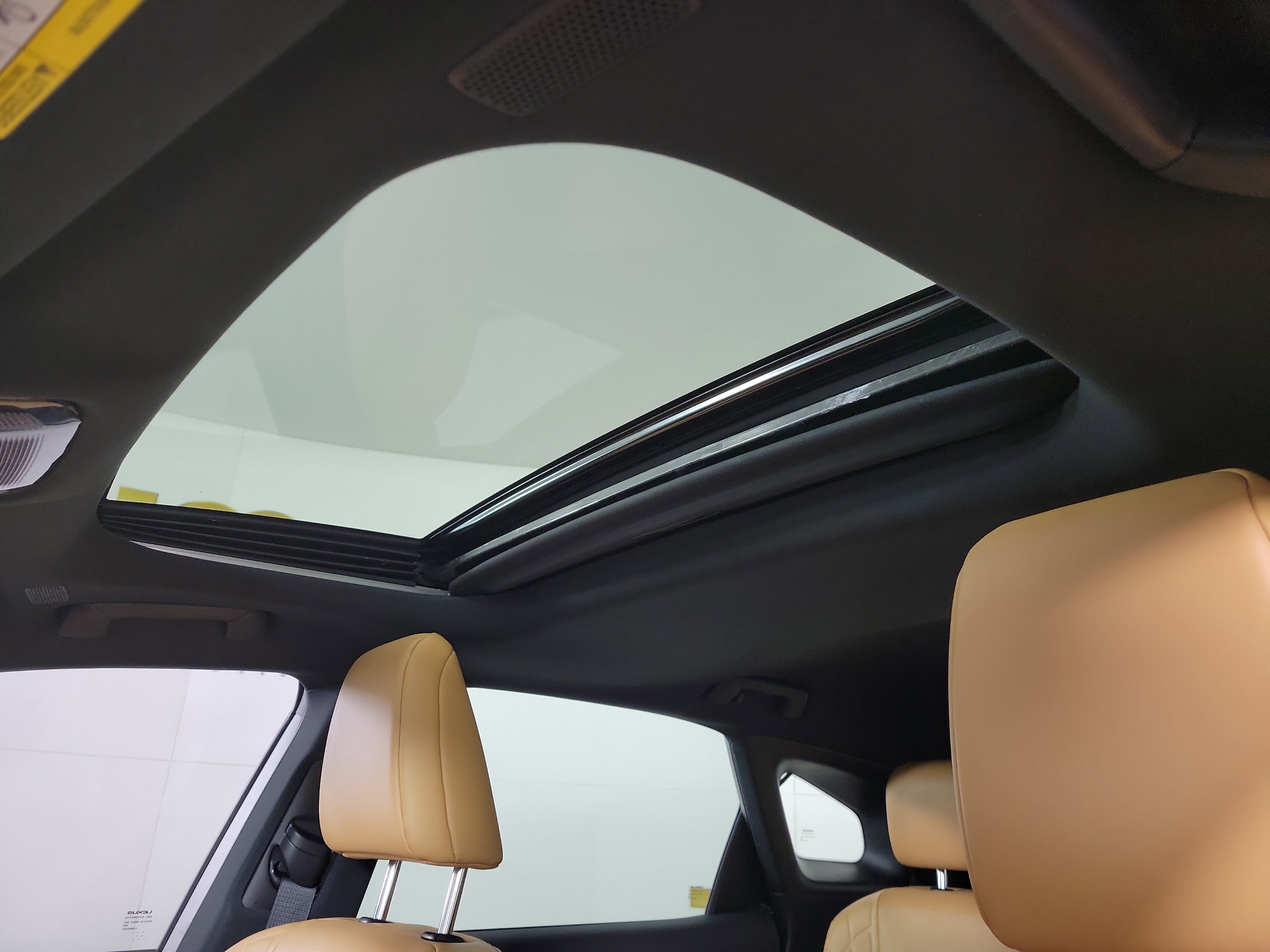 Used 2023 Lexus RX 350h image 20