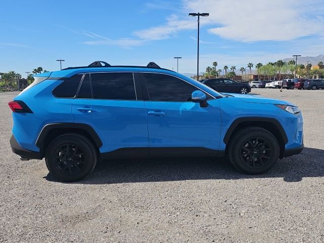 Used 2019 Toyota RAV4 XLE w/ Convenience Package image 4