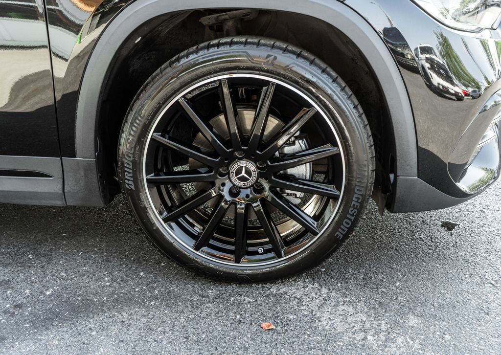 Used 2022 Mercedes-Benz GLA 250 4MATIC image 4