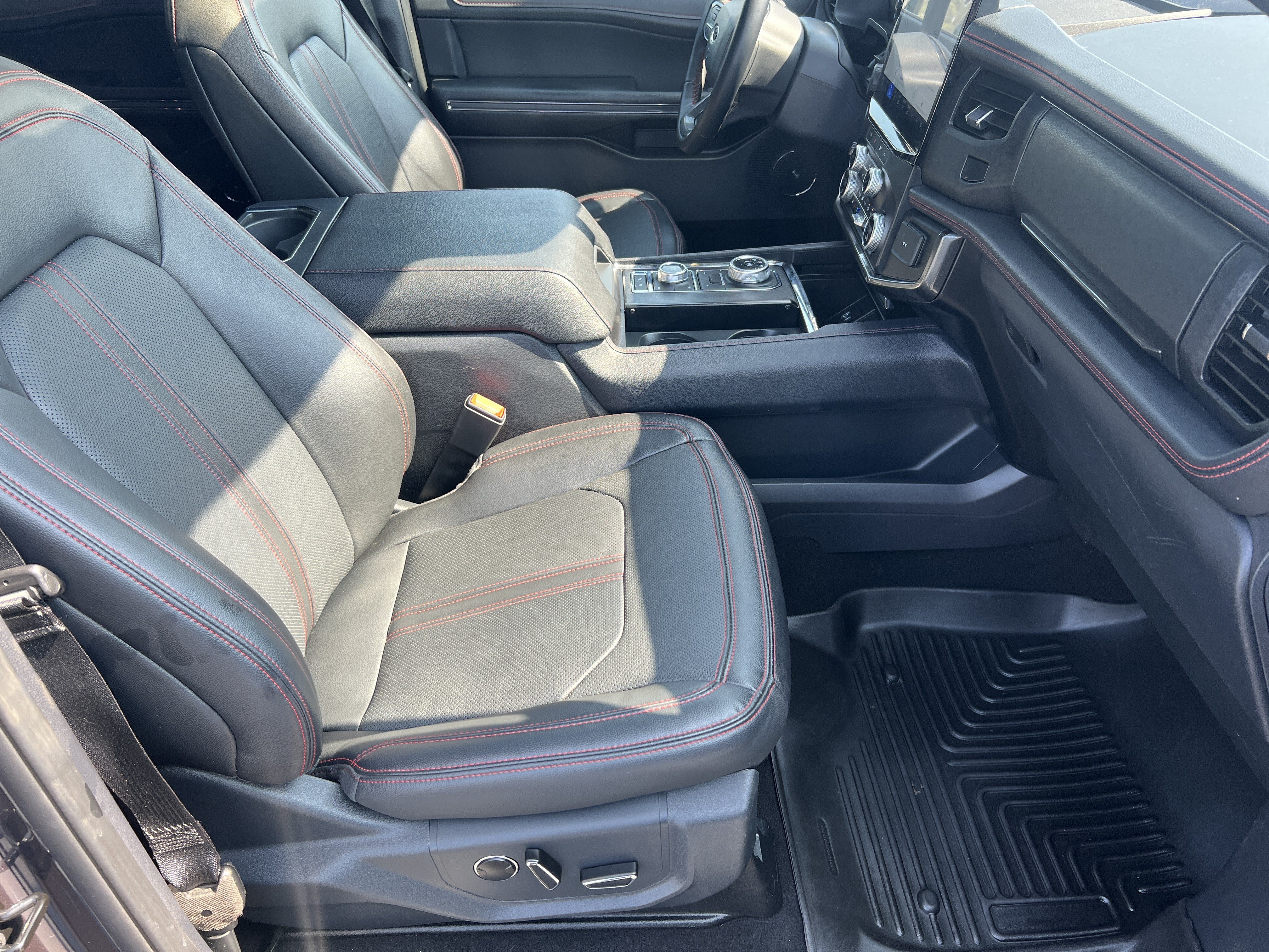Certified 2024 Ford Expedition Max Limited AWD/4WD image 13