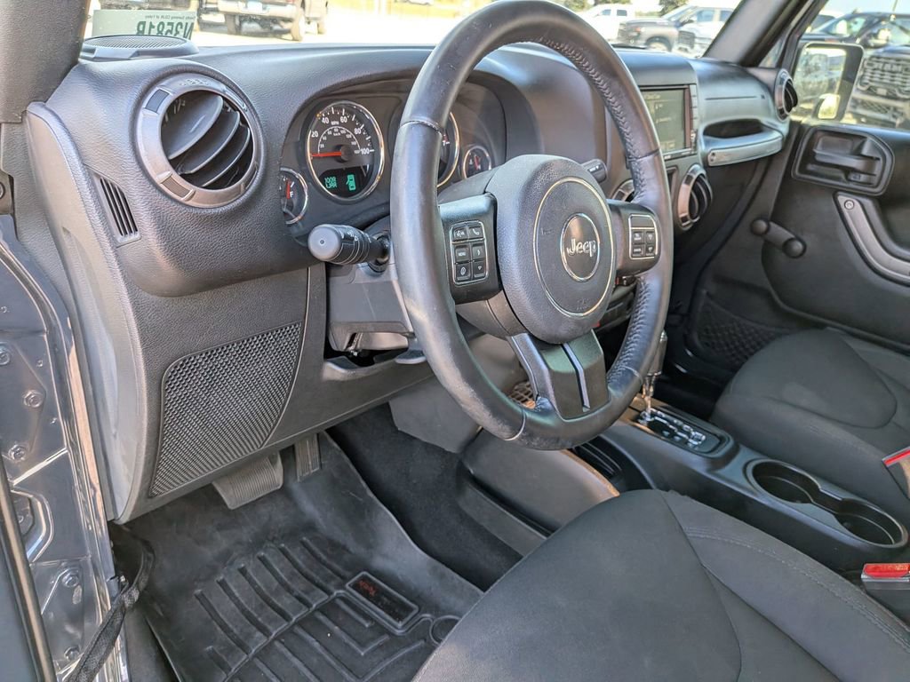 Used 2018 Jeep Wrangler Sport w/ Connectivity Group image 20