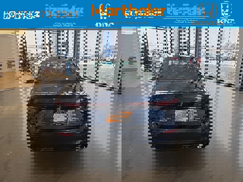 New 2025 Honda Accord Touring image 4