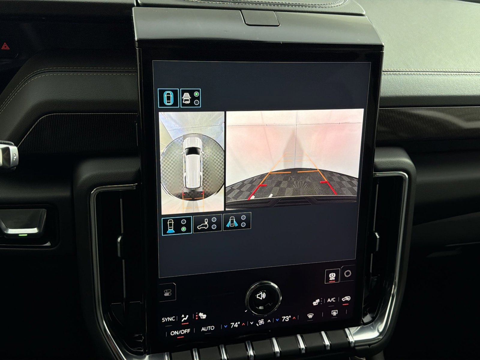 New 2026 GMC Yukon XL Elevation image 19