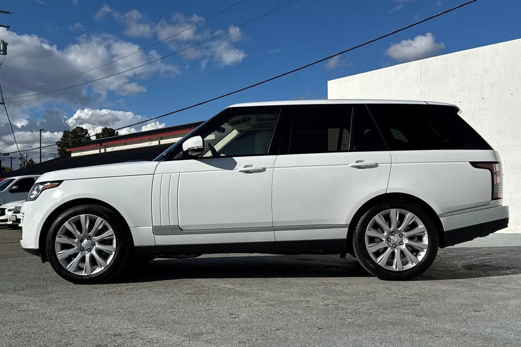 Used 2017 Land Rover Range Rover Supercharged image 6