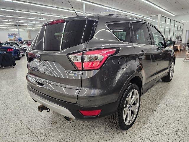 Used 2017 Ford Escape Titanium image 4