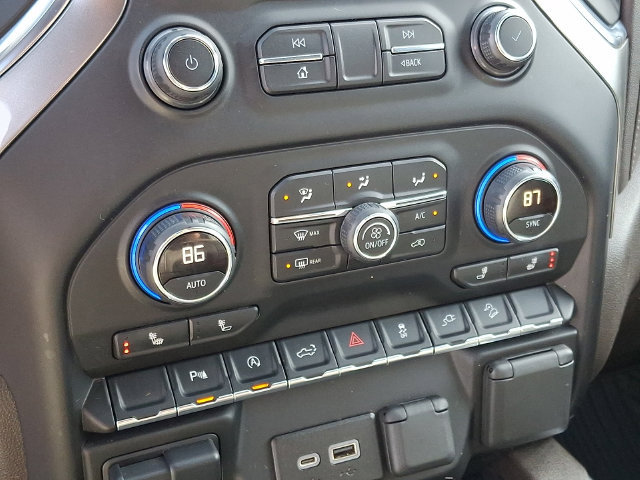 Used 2020 Chevrolet Silverado 1500 RST AWD/4WD image 15