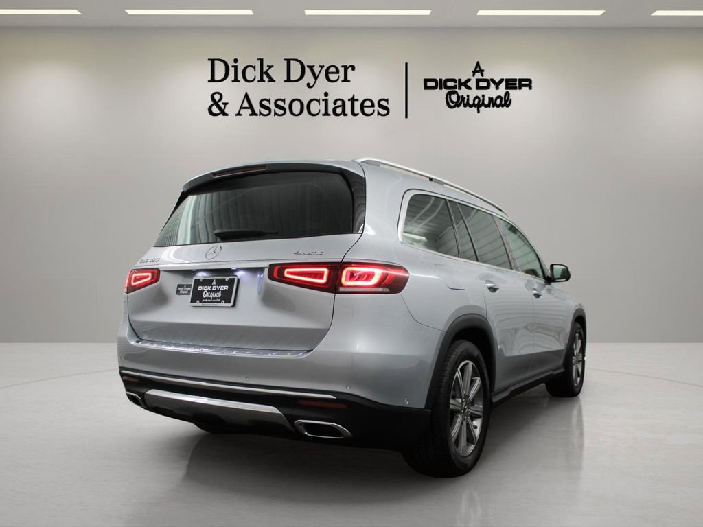 Used 2023 Mercedes-Benz GLS 450 4MATIC image 8