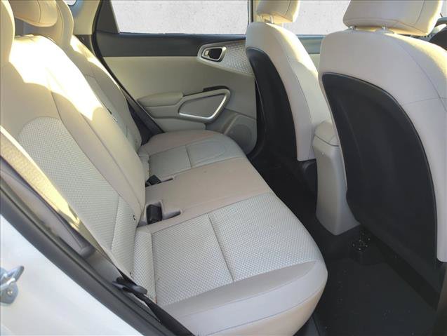Used 2025 Kia Soul LX FWD image 26