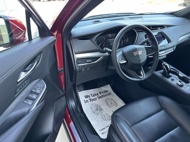 Certified 2023 Cadillac XT4 Premium Luxury w/ Cold Weather Package image 15