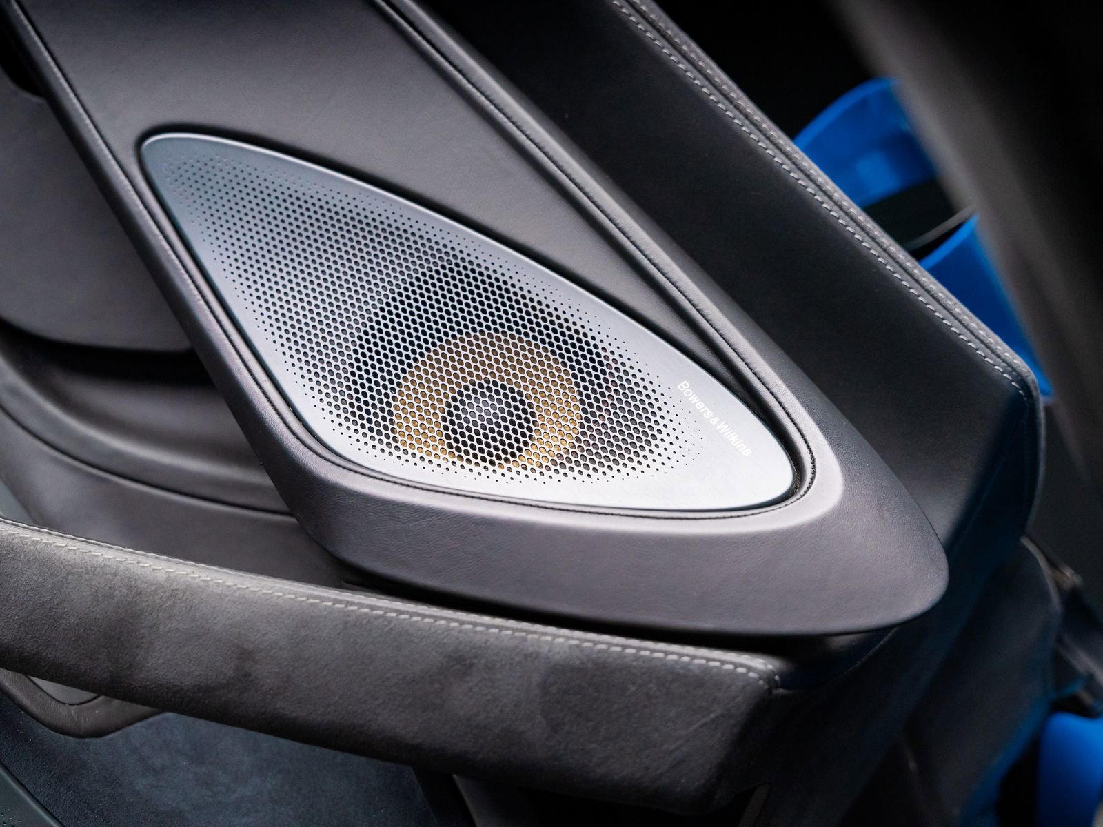 Used 2016 McLaren 570S Coupe RWD image 57