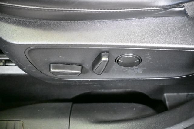 Used 2025 Ford Escape ST-Line Select AWD/4WD image 43