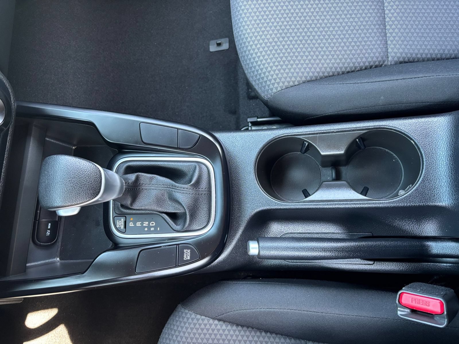 Used 2025 Kia Soul LX w/ LX Technology Package FWD image 39