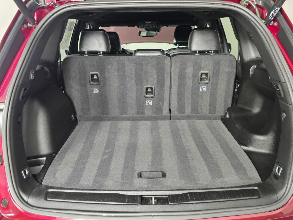 Used 2024 Jeep Grand Cherokee Altitude image 15