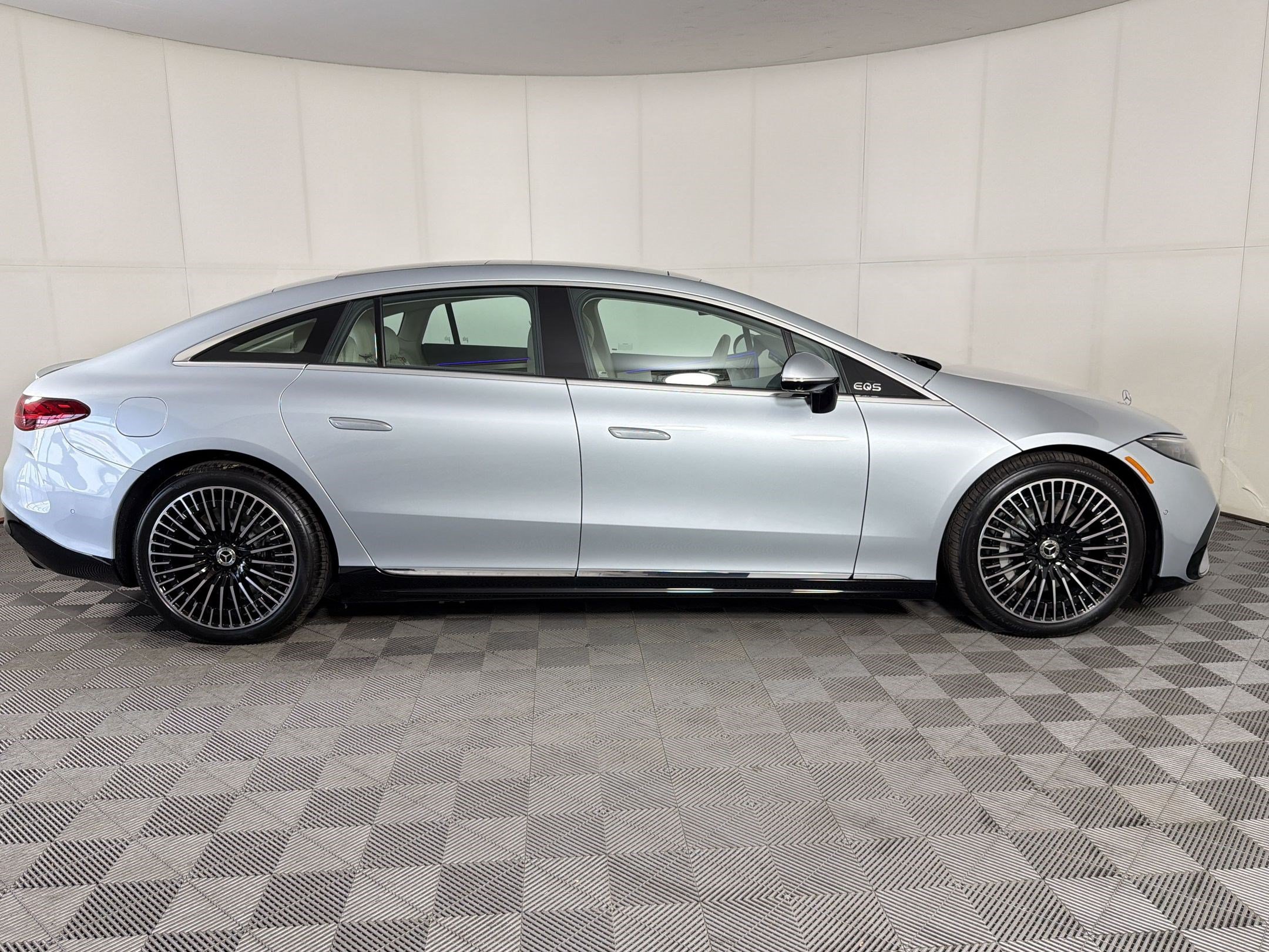 New 2026 Mercedes-Benz EQS 450+ 4MATIC Sedan image 8