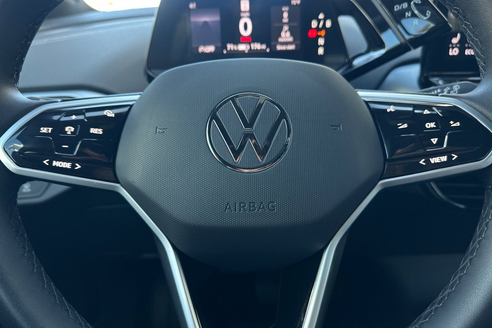 Used 2023 Volkswagen ID.4 Pro image 24