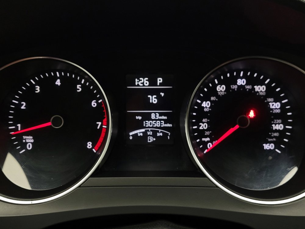 Used 2015 Volkswagen Jetta SE FWD image 23