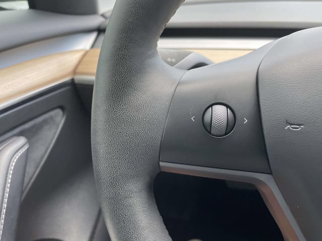 Used 2023 Tesla Model 3 Standard Range RWD image 22