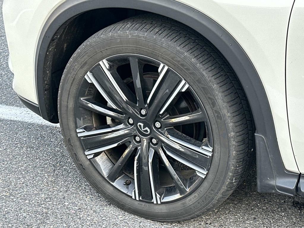 Used 2022 INFINITI QX50 Luxe w/ Appearance Package AWD/4WD image 41