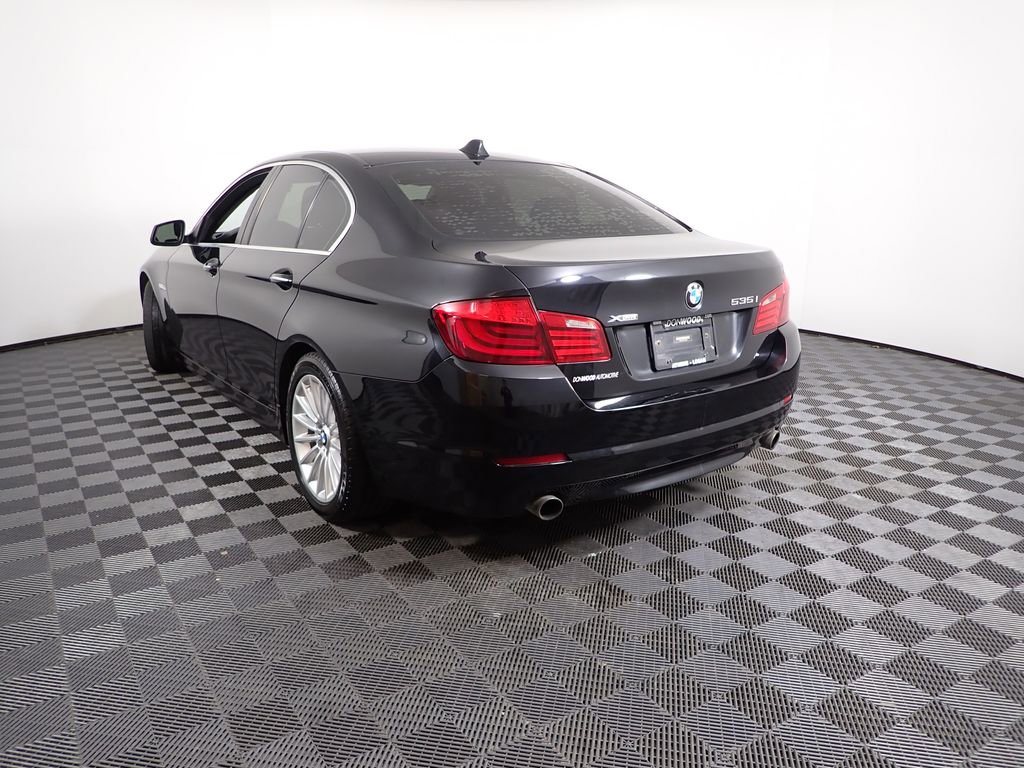 Used 2013 BMW 535i xDrive Sedan image 11