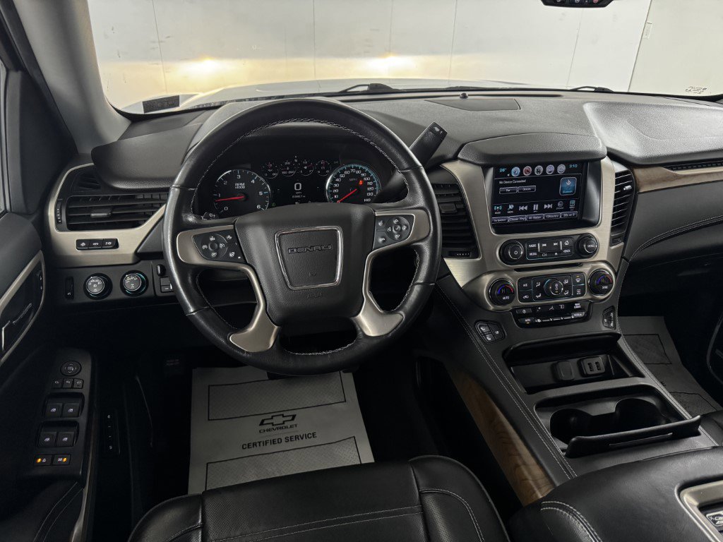 Used 2019 GMC Yukon Denali w/ Denali Ultimate Package image 32