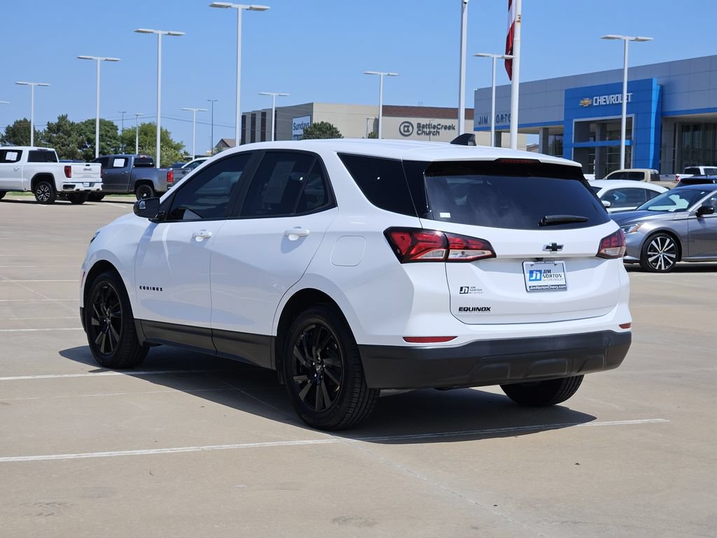 Used 2023 Chevrolet Equinox LS w/ LS Convenience Package FWD image 5