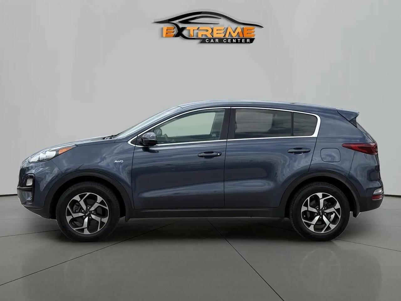 Used 2020 Kia Sportage LX w/ LX Popular Package AWD/4WD image 3
