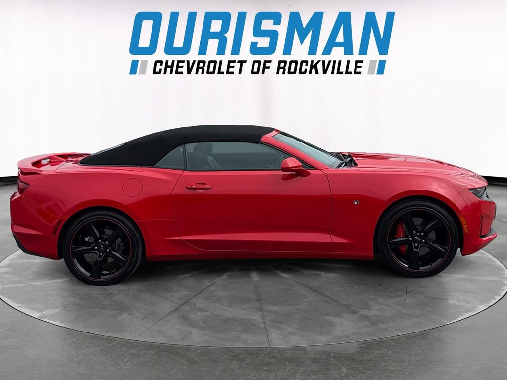 Used 2024 Chevrolet Camaro LT w/ Technology Package RWD image 7