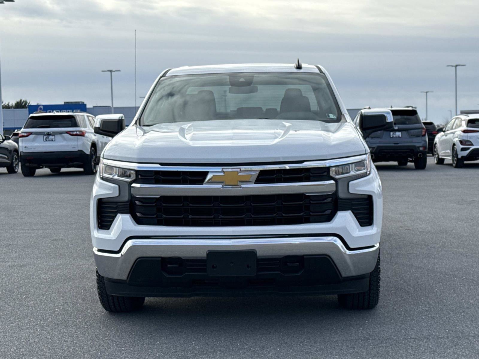 Used 2024 Chevrolet Silverado 1500 LT image 29