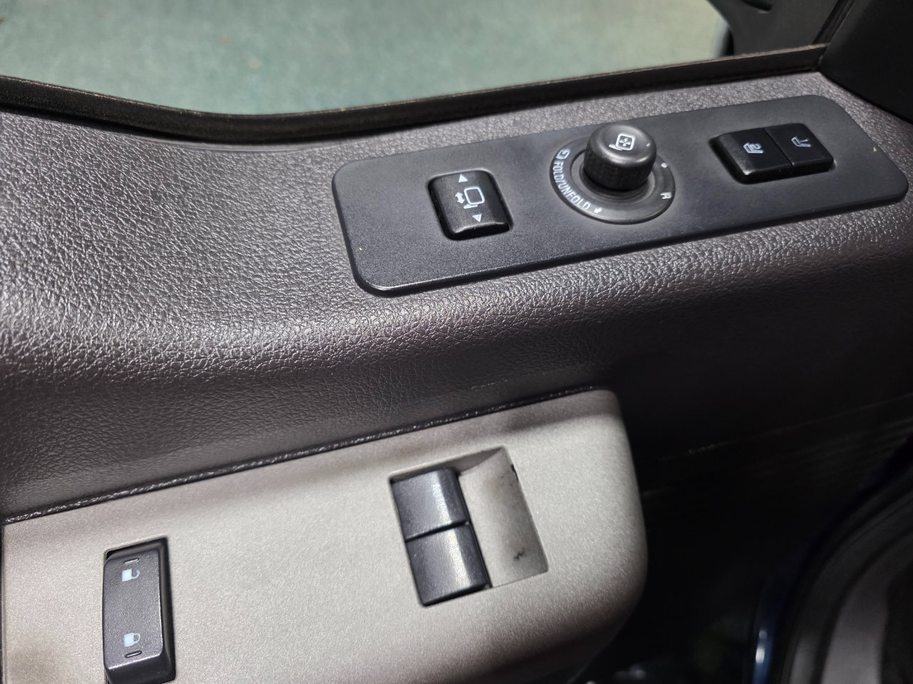 Used 2014 Ford F250 Lariat w/ Chrome Package image 21