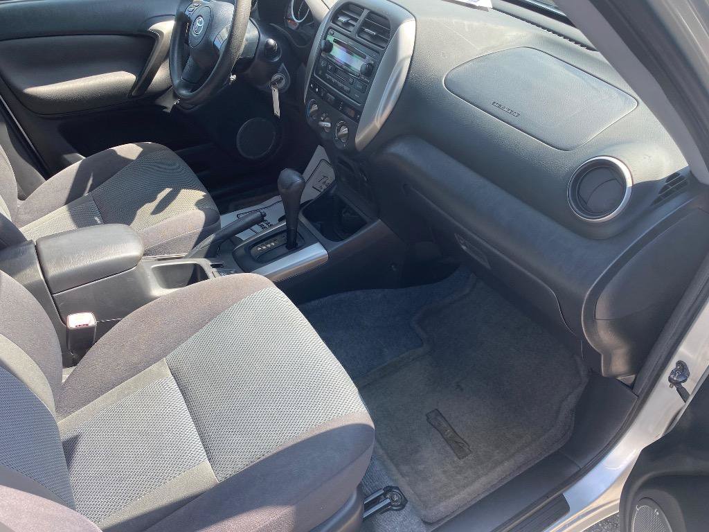 Used 2005 Toyota RAV4 2WD image 22