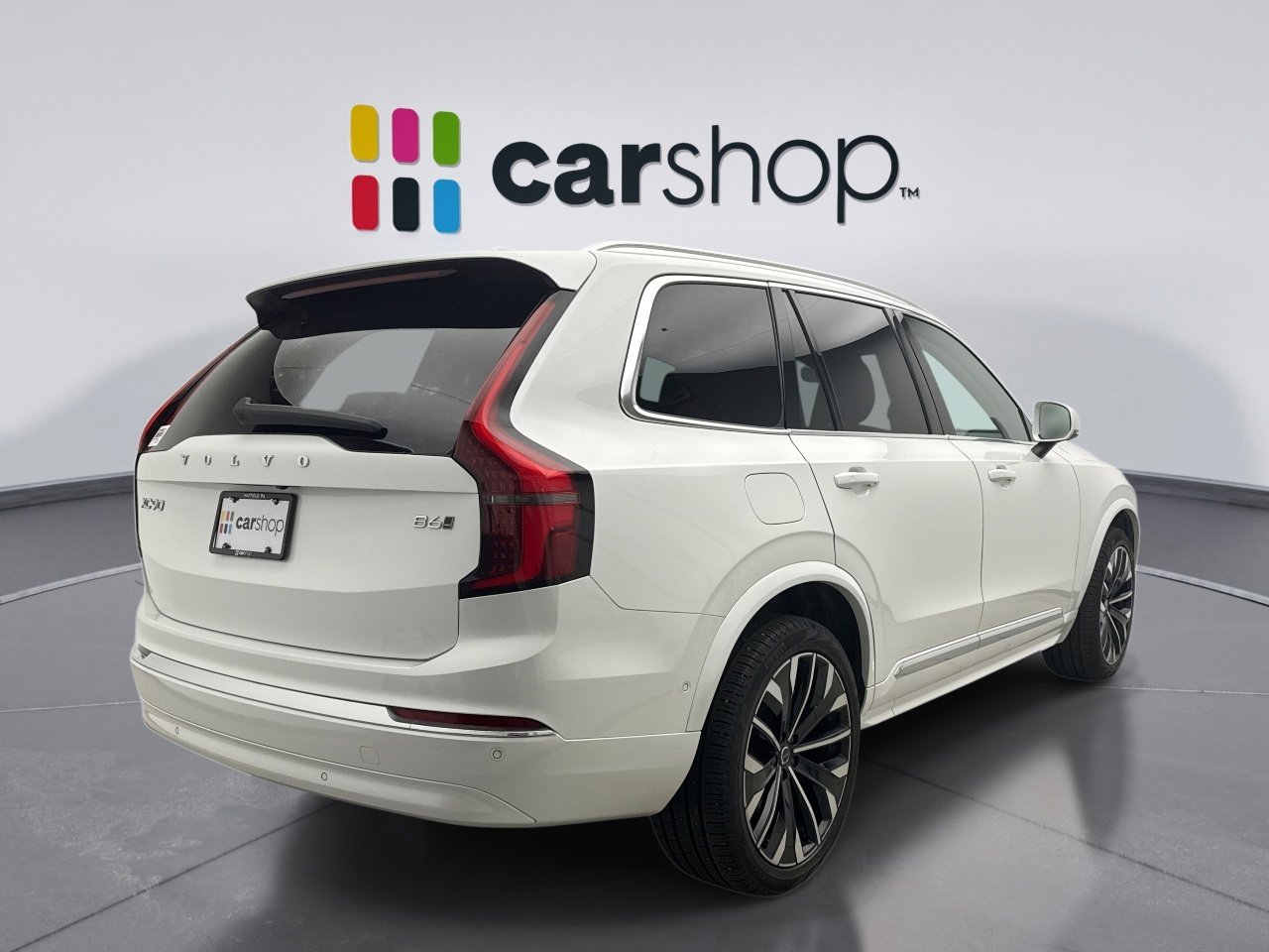 Used 2025 Volvo XC90 B6 Plus image 5