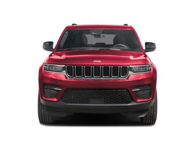 Certified 2025 Jeep Grand Cherokee Altitude AWD/4WD image 4