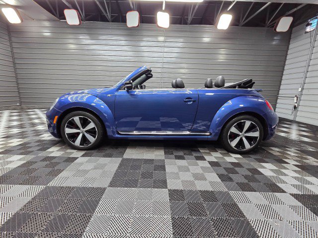 Used 2014 Volkswagen Beetle R-Line FWD image 9