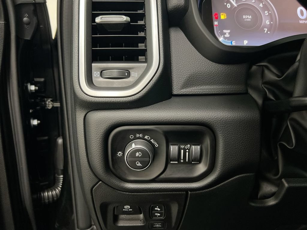 New 2026 RAM 1500 Big Horn AWD/4WD image 19