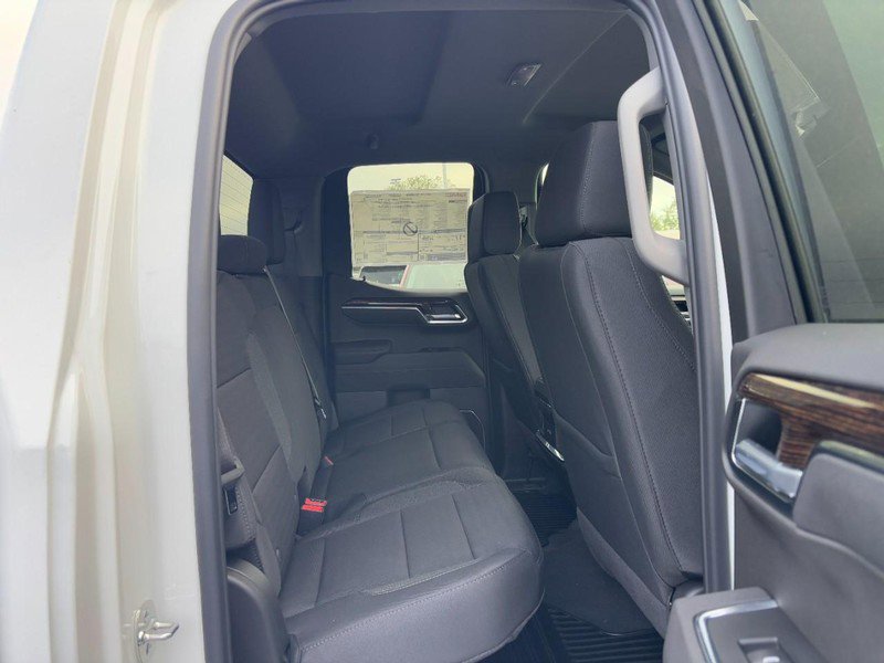 New 2026 GMC Sierra 1500 Elevation image 7