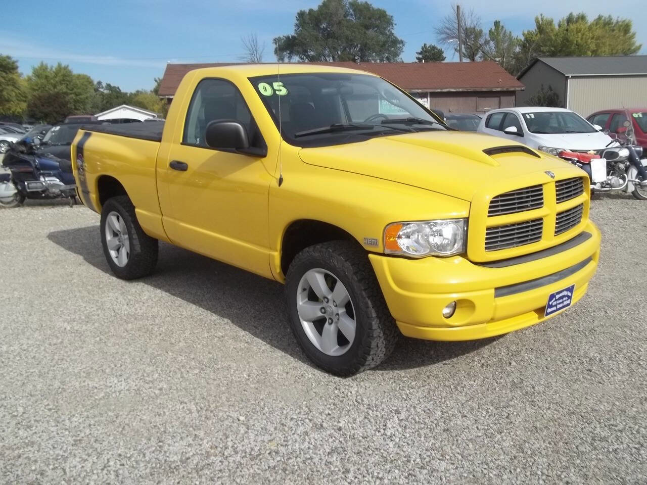 Used 2005 Dodge Ram 1500 Truck SLT w/ Rumblebee Group image 2