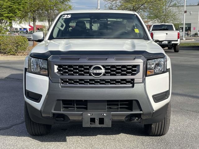 Used 2025 Nissan Frontier SV AWD/4WD image 8